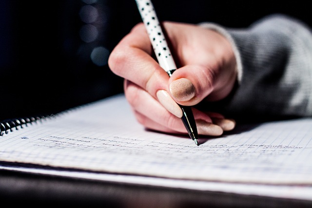 Writing 933262 640